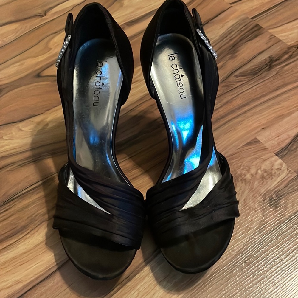 Le chateau high heels